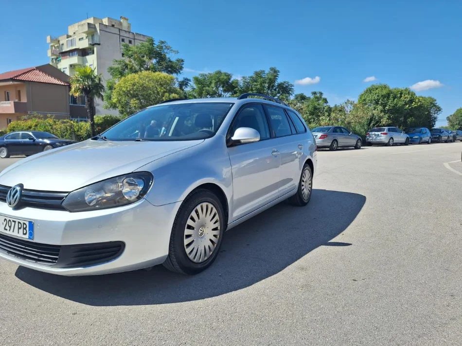 Lushnje, shitet makine Golf 6 Nafte, gri metalizato manuale Kondicioner 215.000 km 3.800 €